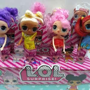 Muñeca "L.O.L" en cono