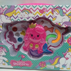 Set de maquillaje tipo puppa en caja