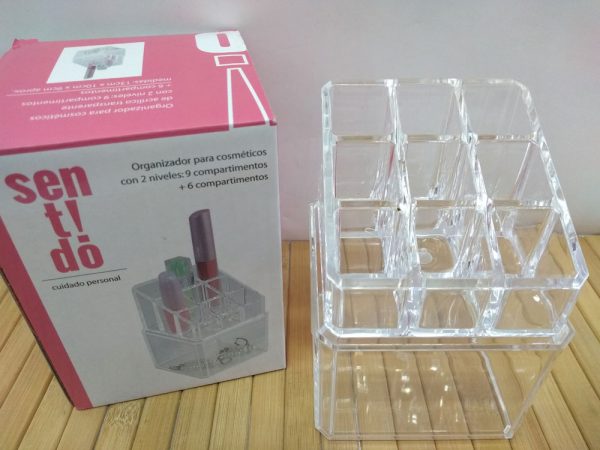 Ordenador de cosmeticos