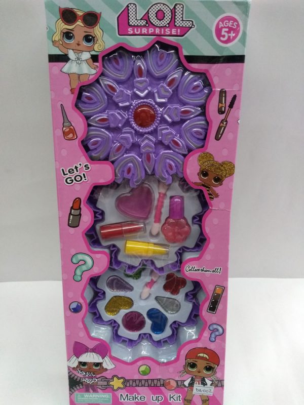 Kit de maquillaje "L.O.L" en caja
