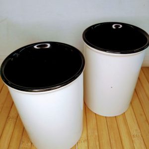 Vasija ceramica bicolor