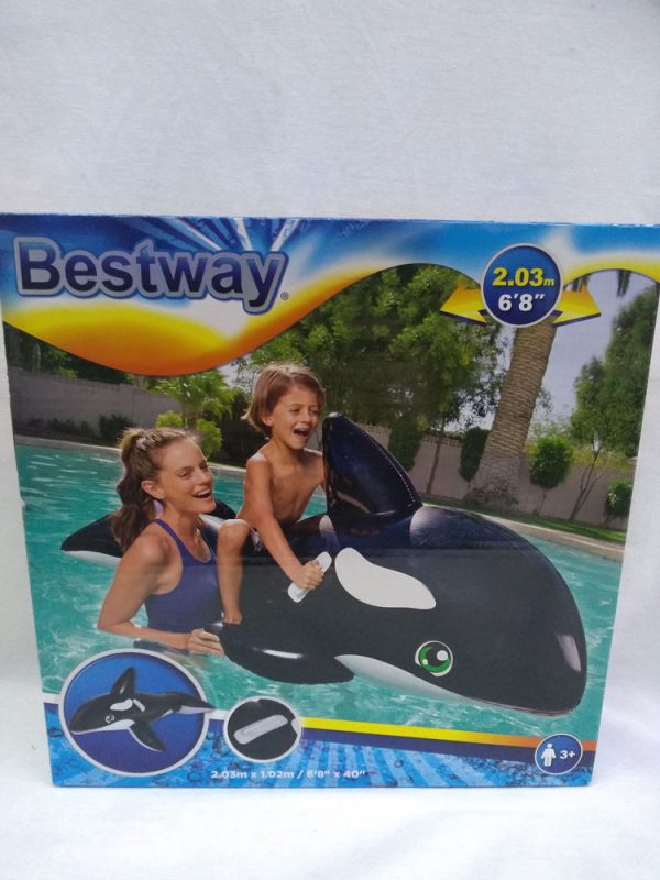 Orca inflable