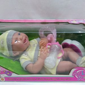 Bebe c/accesorios en caja
