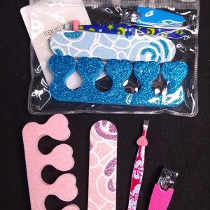 Set de manicura en bolsa P.V.C
