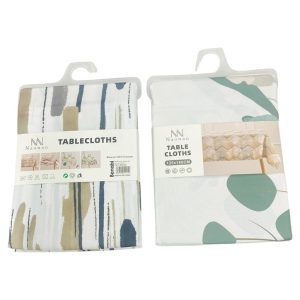 Mantel estampado 100% polyester 135x180cm